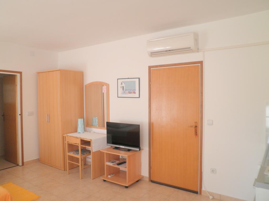 Apartment Zlata Rab Town Ngoại thất bức ảnh